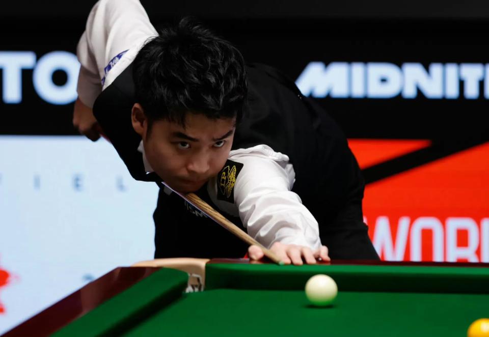 瓅苓不断自 瓅苓不断自